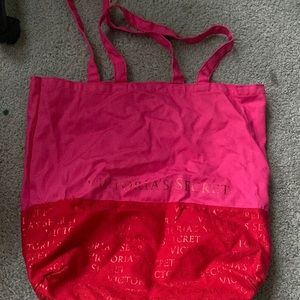 *BRAND NEW* VICTORIA’S SECRET TOTE. LIMITED EDITION
